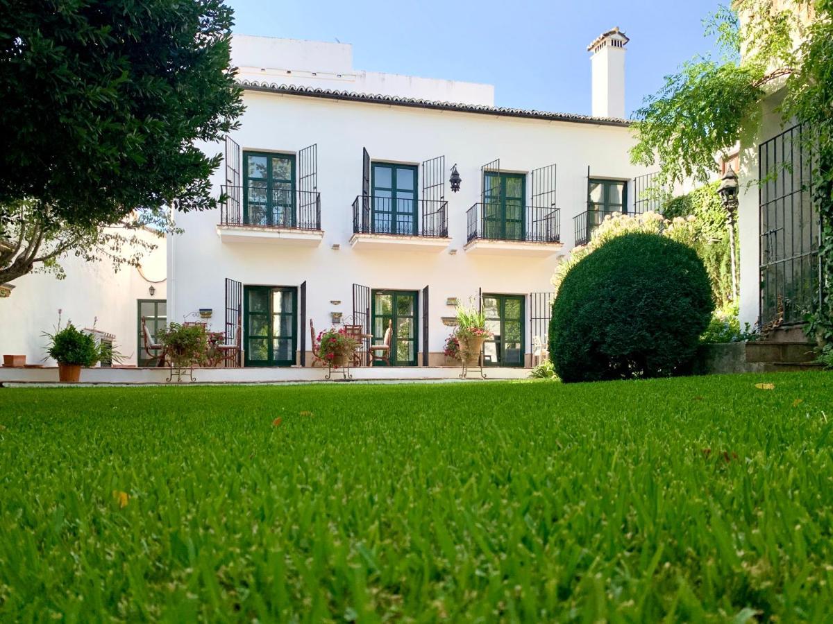 Un auténtico oasis rodeado de historia Ronda Exterior foto